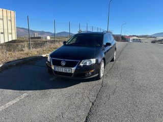 Volkswagen Passat 2010