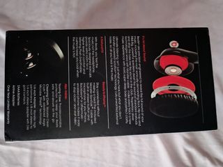 Cascos Beats Ferrari