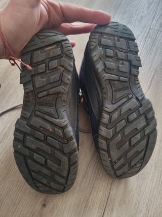 Botas montaña Arpenaz en perfecto estado