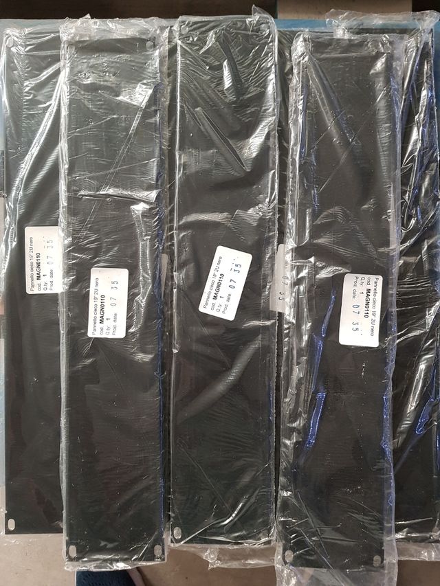 Coperchio anteriore del rack 2U da 19"