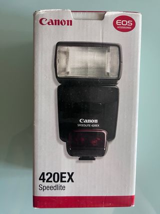 Canon EOS 1200D con accessori