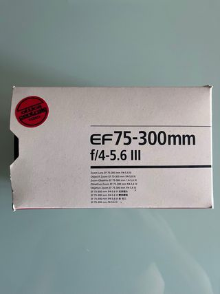 Canon EOS 1200D con accessori