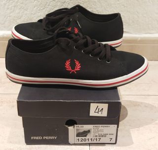 Fred Perry Kingston Twill (negres, T41)