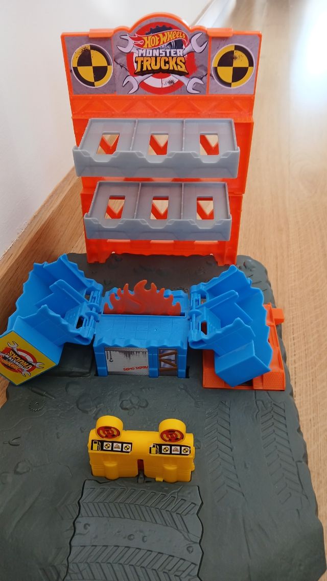 Estación de gasolinera Hot weels