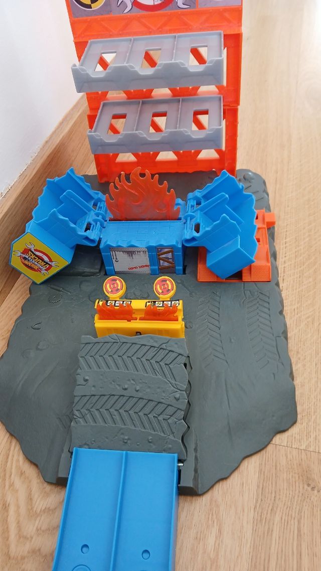 Estación de gasolinera Hot weels