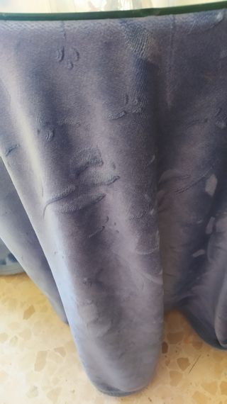 Mesa  y 4 sillas