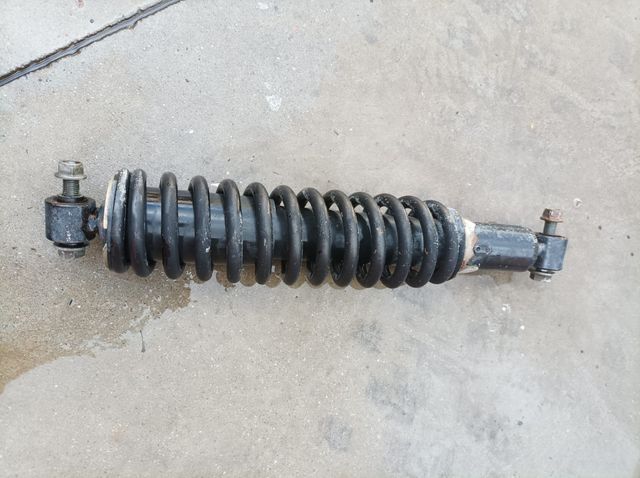 amortiguador trasero  quad atv Goes 520 max