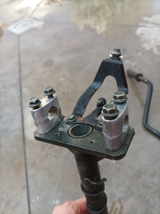 Caña, torreta dirección y rotulas atv Goes 520 max