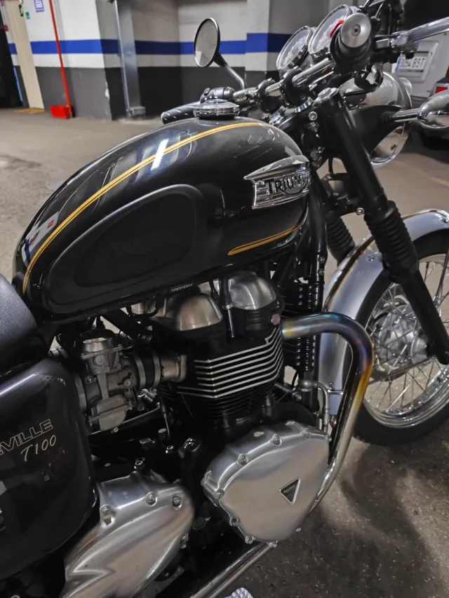 Triumph Bonneville T100 2014 como nueva