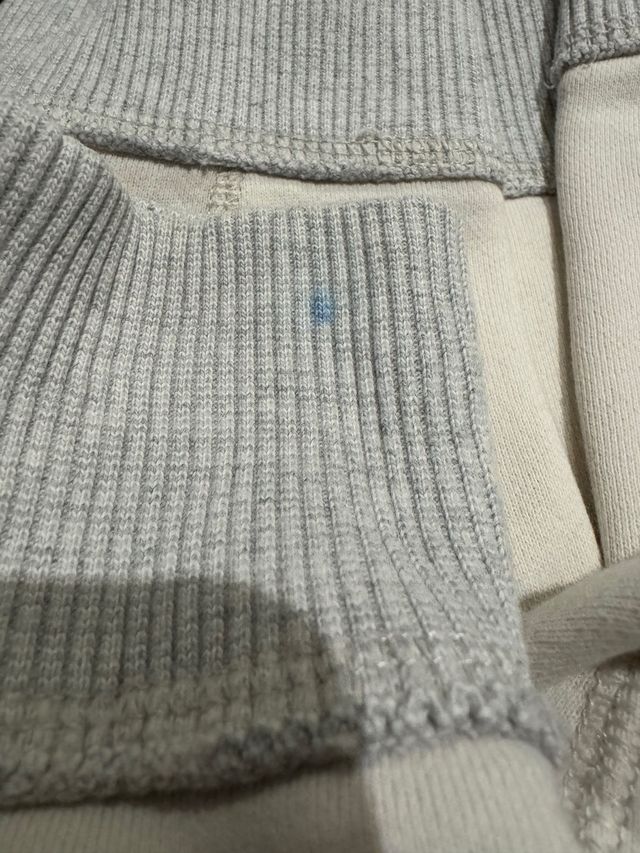 Sudadera Abercrombie and Fitch blanca