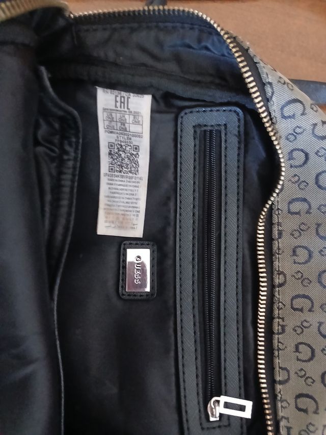 Borsa  guess 