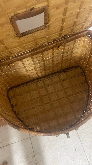 Cesta o bolsa de pesca