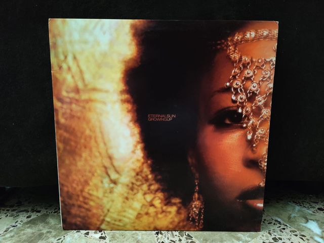 Vinilo Eternal Sun featuring Nedelka