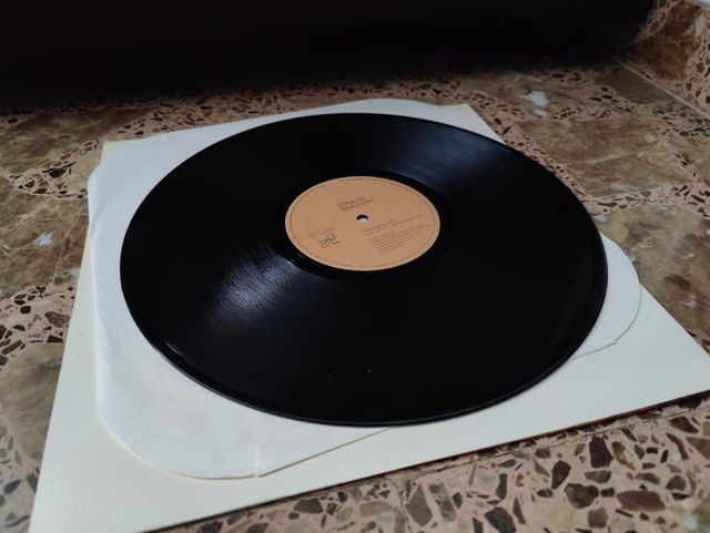 Vinilo Eternal Sun featuring Nedelka