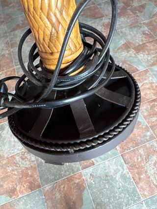Pie de lámpara de mesa