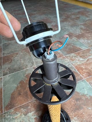 Pie de lámpara de mesa