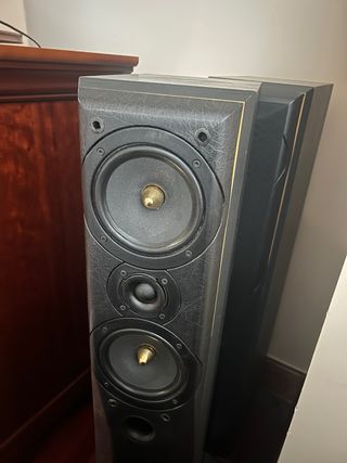 Altavoces Mission 773