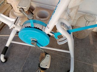 Bicicleta estática antigua