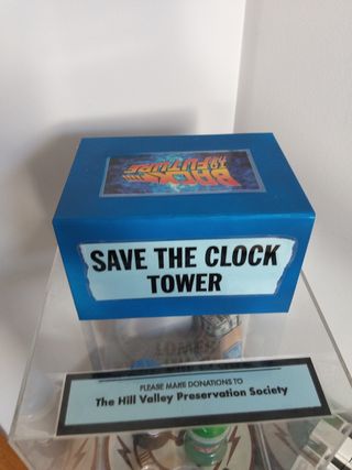 Hucha sabe the clock tower