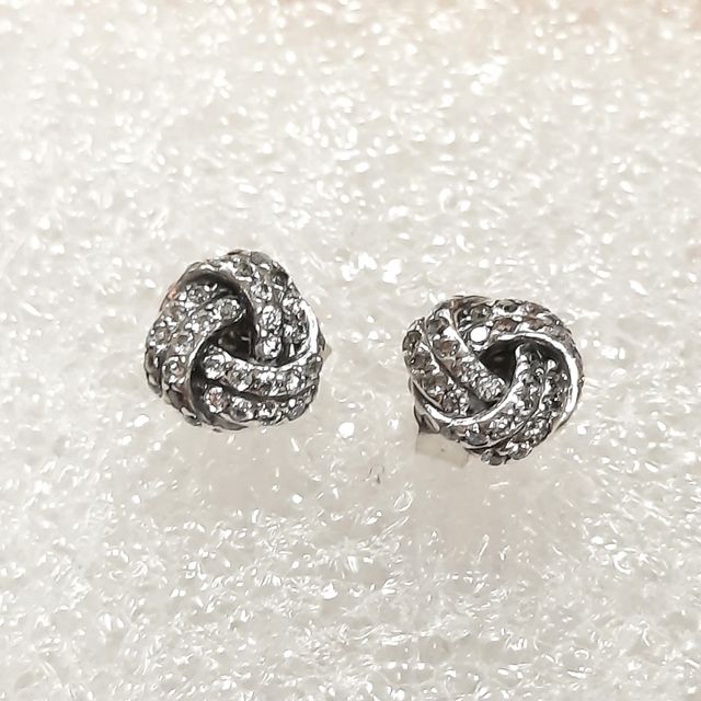 Orecchini argento Pandora nodo d'amore