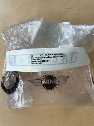 EMBLEMA CARENADO BMW R1200RT IZQUIERDO