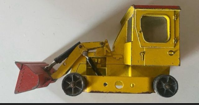 Modellino scavatrice vintage Matchbox e ruspa 