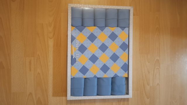 Mantel estampado de la marca española DiezxDiez.