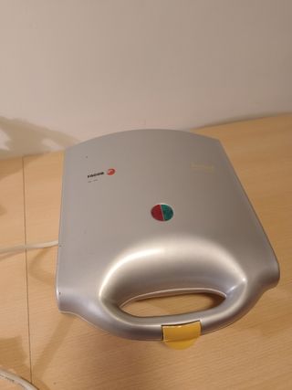 Sandwichera Fagor para 4