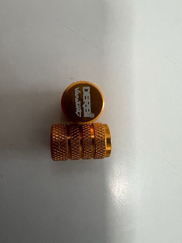 Tapones ruedas derbi variant varios colores