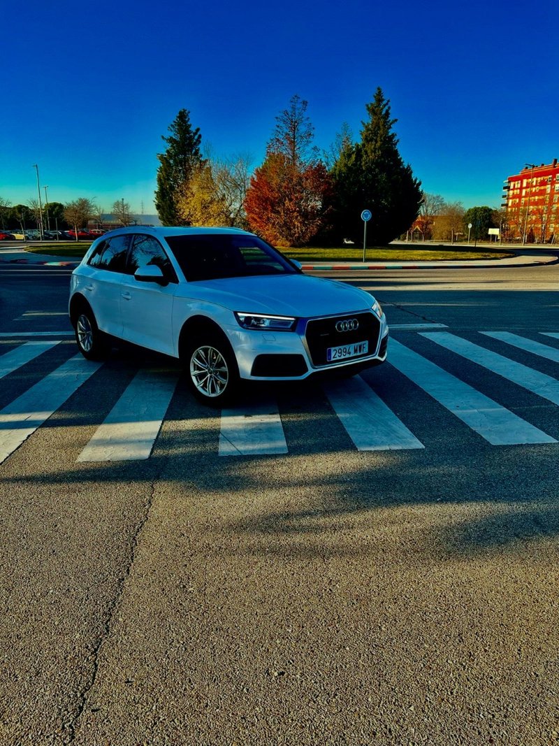 Audi Q5 2018 - foto 1