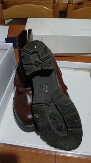 Stivaletti Lora Ferres 38