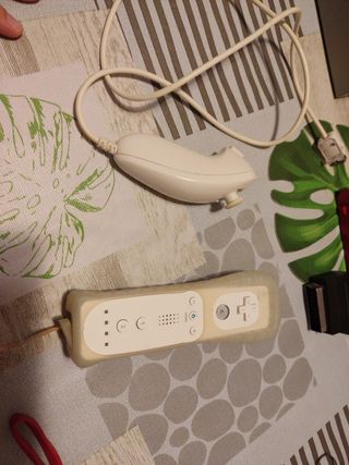 Nintendo Wii roja + super Mario bros original

