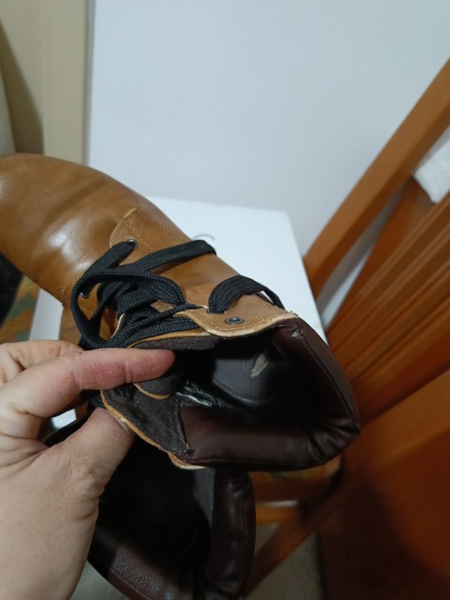 Stivaletti marroni donna