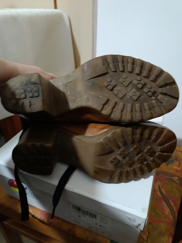 Stivaletti marroni donna