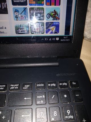 Portátil Asus x553M