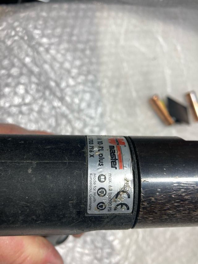 Taladro nuematico Whurt