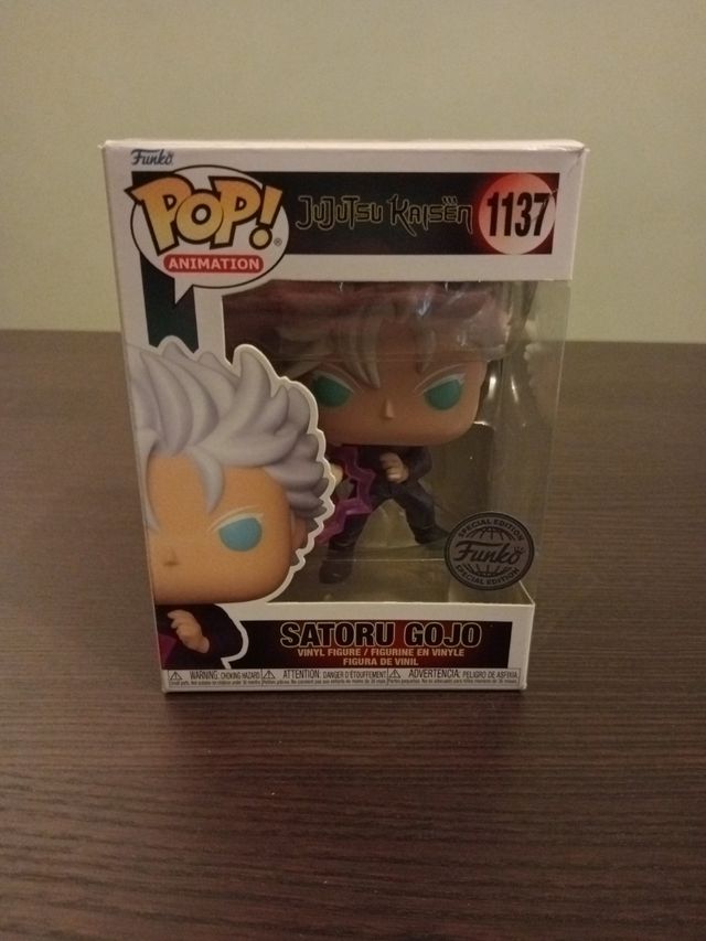Funko pop Satoru Gojo 1137. Ataque a los Titanes