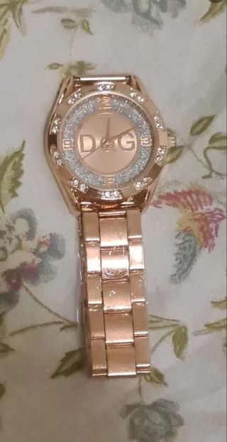 Reloj de Cuarzo de Mujer de Acero Marca DQG 