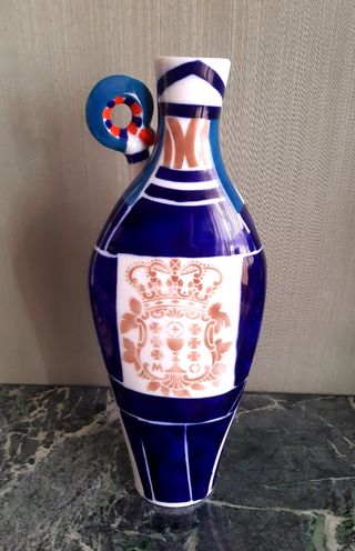 Figura-botella de Sargdadelos. San Rosendo
