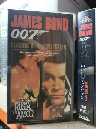 Películas James Bond VHS
