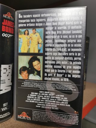 Películas James Bond VHS
