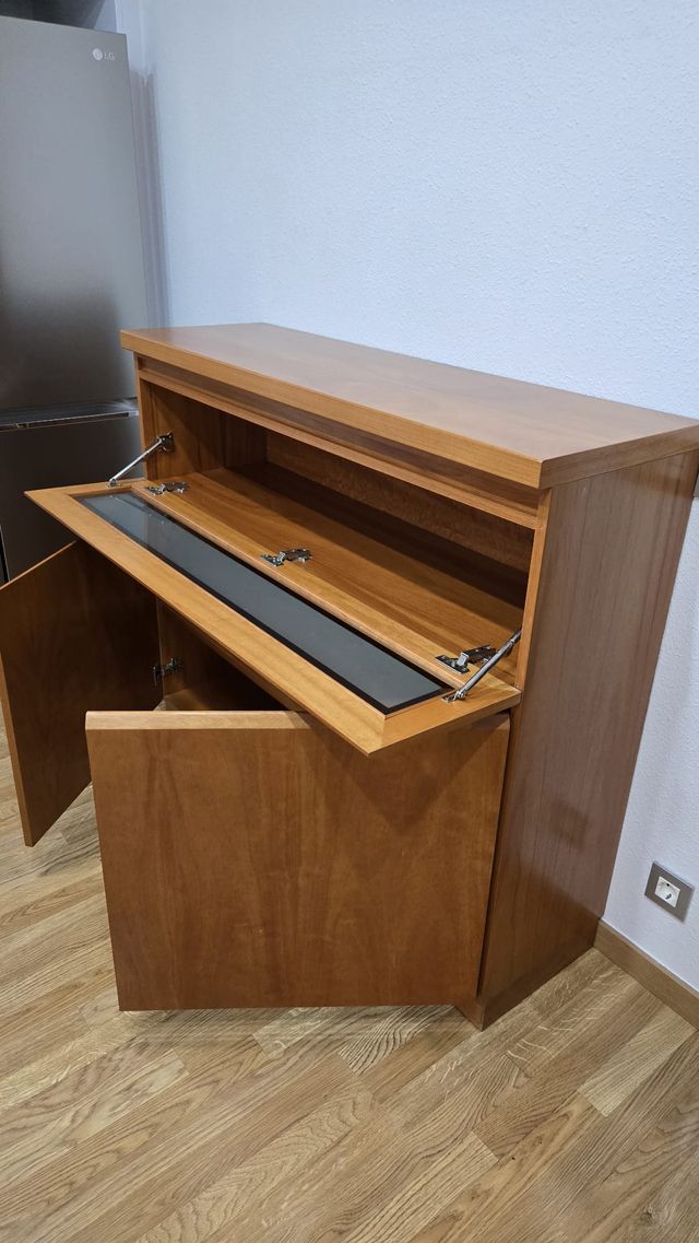 -Bufete Aparador chapa de madera cerezo