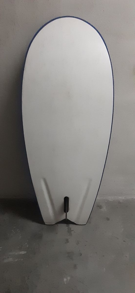 Tabla surf victory 4.7". 33 Litros.