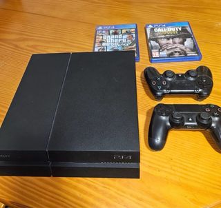 Ps4 de 1Tb con 2 mandos y 2 juegos