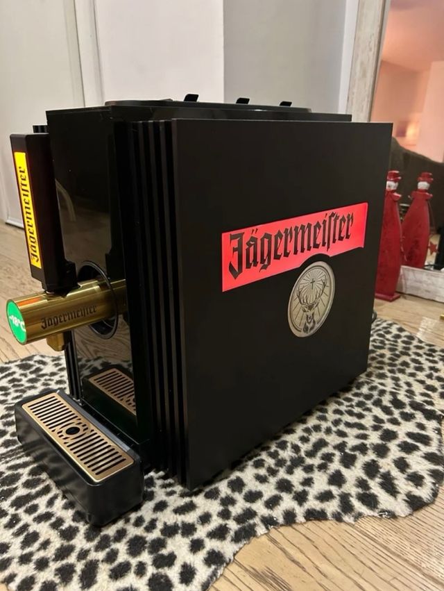 Alquiler màquina Jägermeister