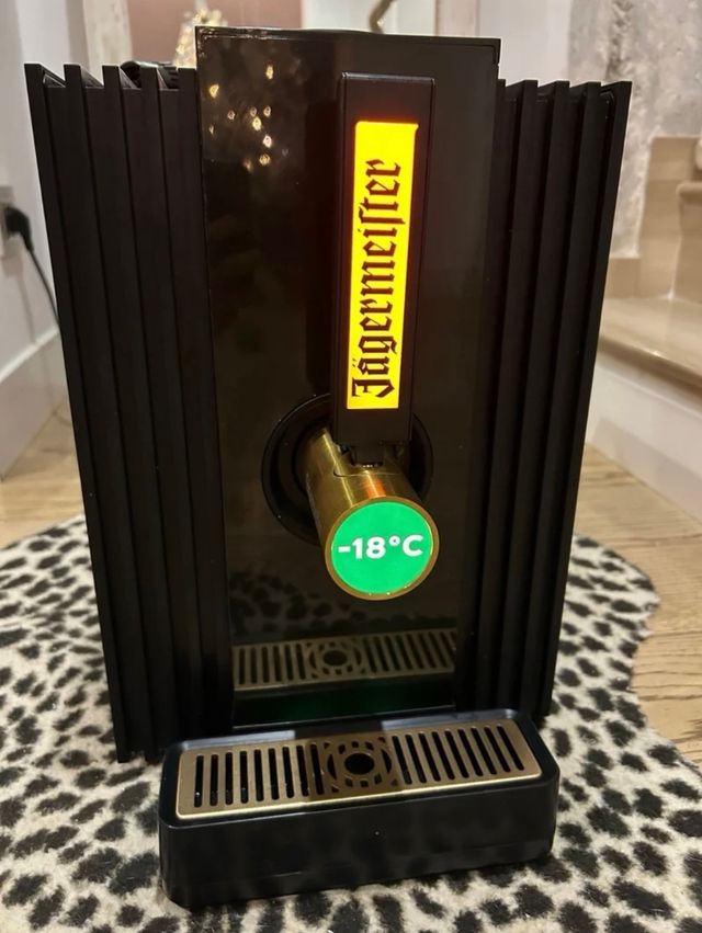 Alquiler màquina Jägermeister