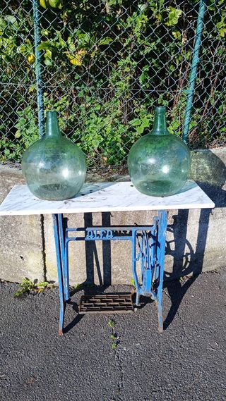 Pie de maquina de coser