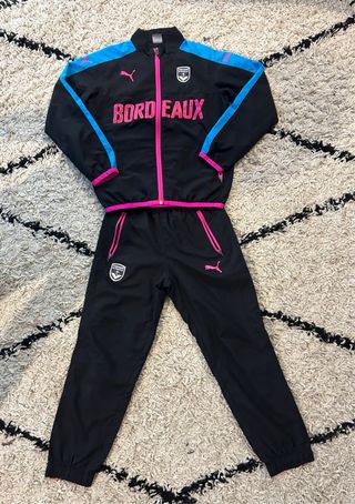 Tuta bordeaux 10 anni