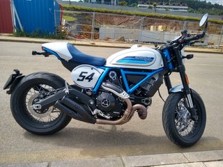 Ducati scrambler cafe racer