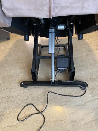 Poltrona elettrica per disabili o anziani